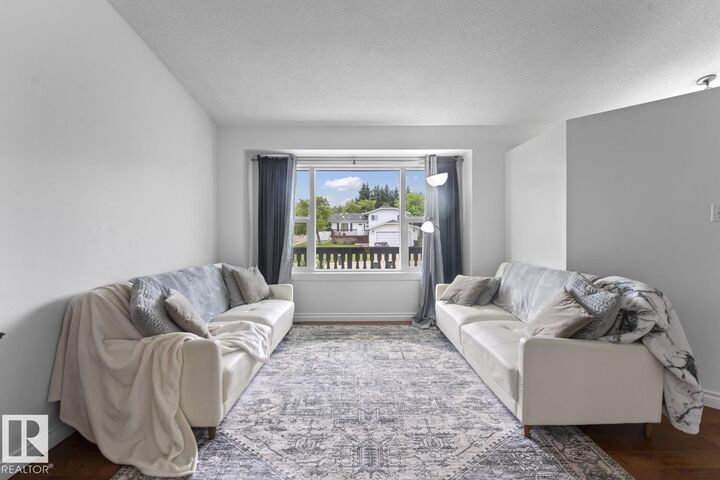 Property Photo: 3802 51 Av AB T9M 2B2