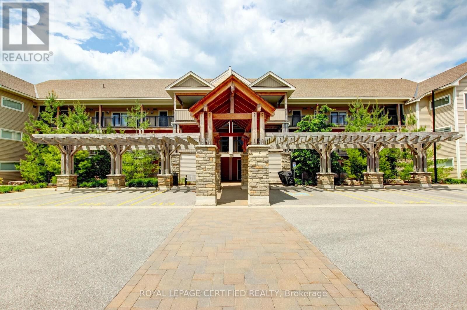Property Photo: 6 Anchorage Crescent 308 ON L9Y 0Y6
