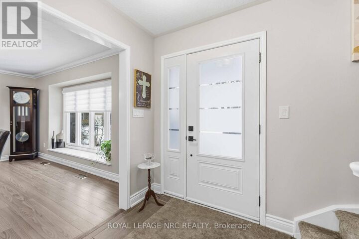 Property Photo:  9 Woodgarden Court  ON L2M 7C9 