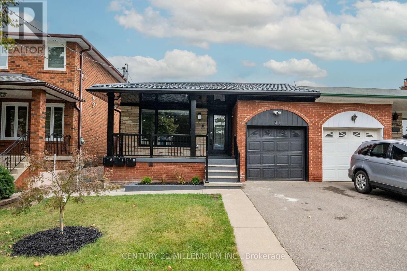 Property Photo: 31 Mariposa Avenue B ON M6N 4A1