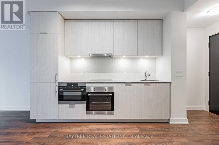 Property Photo:  158 Front Street East 606  ON M5A 1E5 