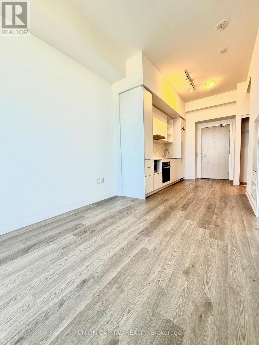 Property Photo: 55 West Cooper Street 7006 ON M5E 0G1