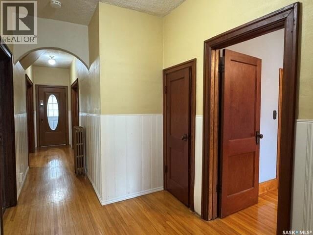 Property Photo:  708 12th Street  SK S0K 2A0 