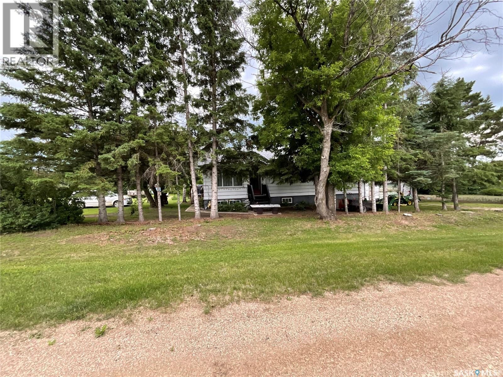 Property Photo: 117 First Street E SK S0K 4K0