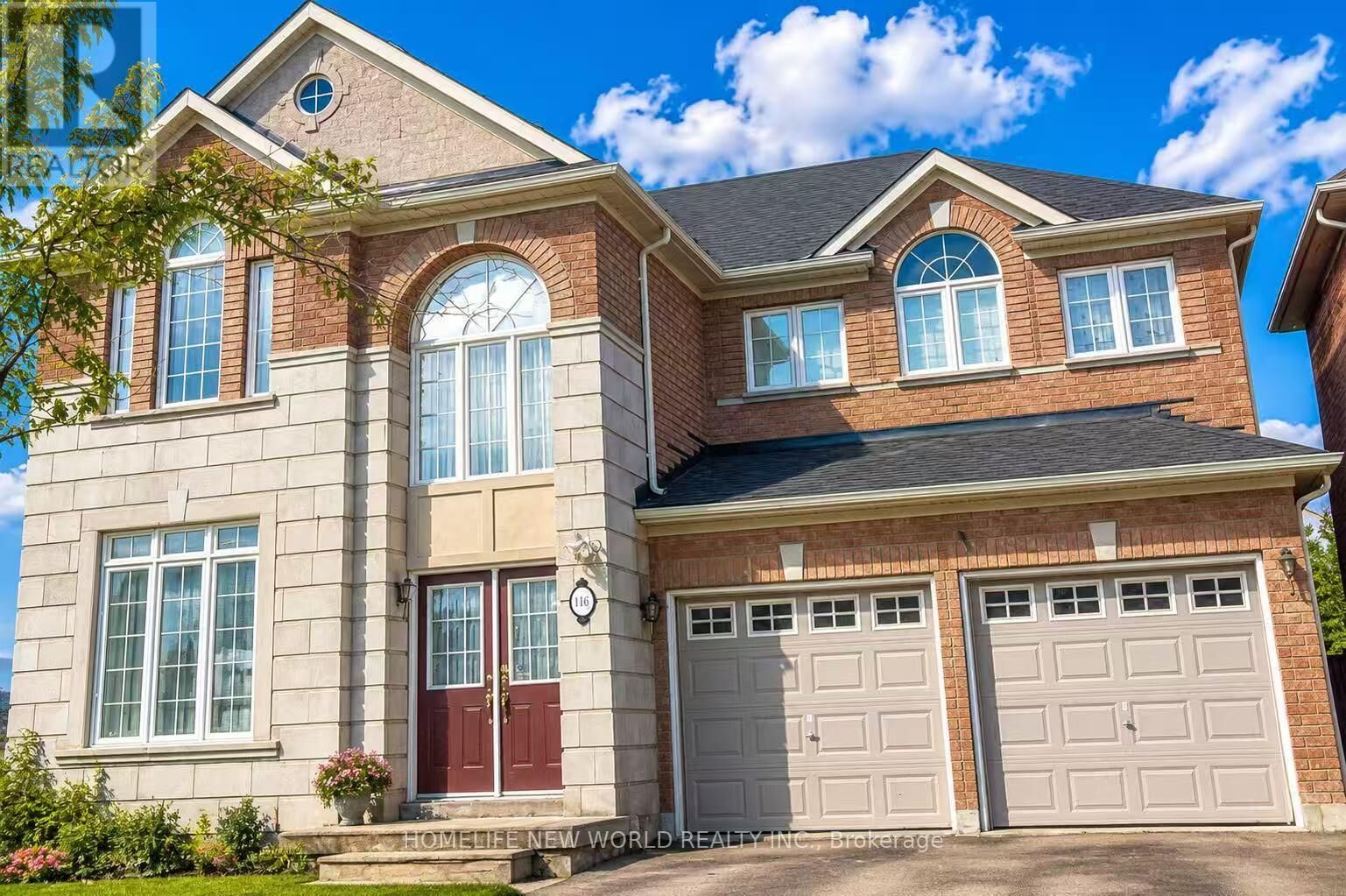 Property Photo:  118 Gemini Crescent  ON L4S 2K7 