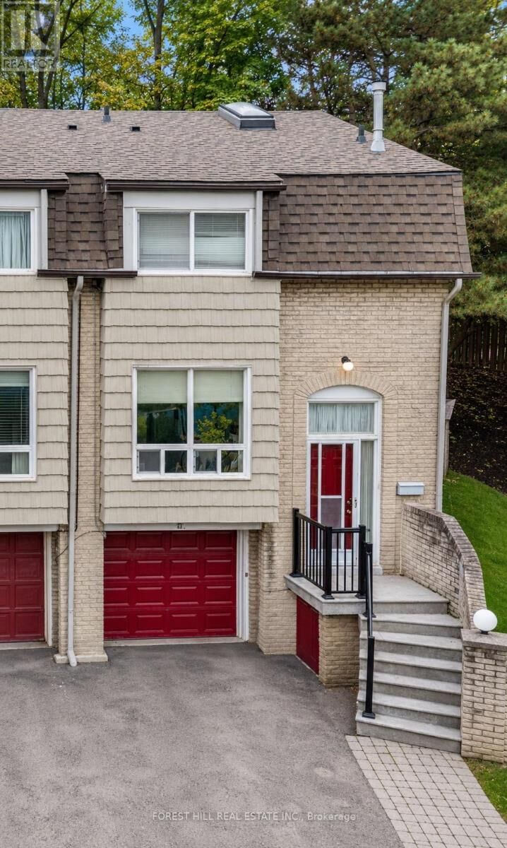 Property Photo:  27 Wild Ginger Way 7  ON M3H 5W9 