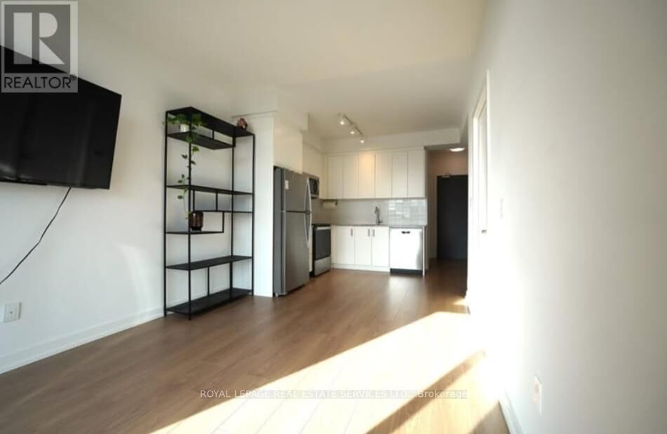 Property Photo:  1010 Dundas Street East 211  ON L1N 2K2 