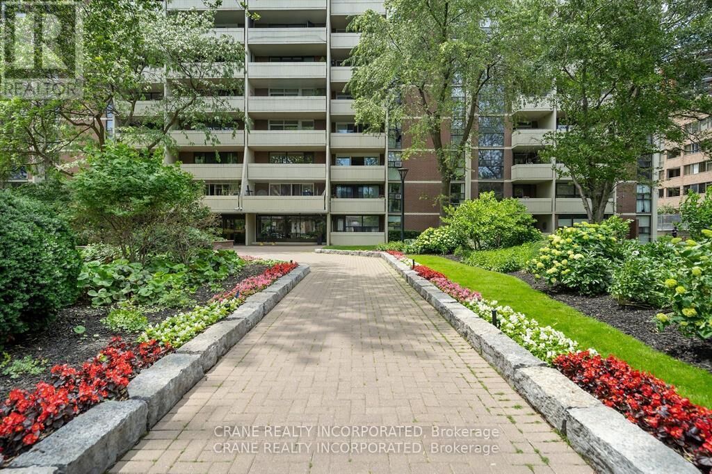 Property Photo:  40 Homewood Avenue 210  ON M4Y 2K2 