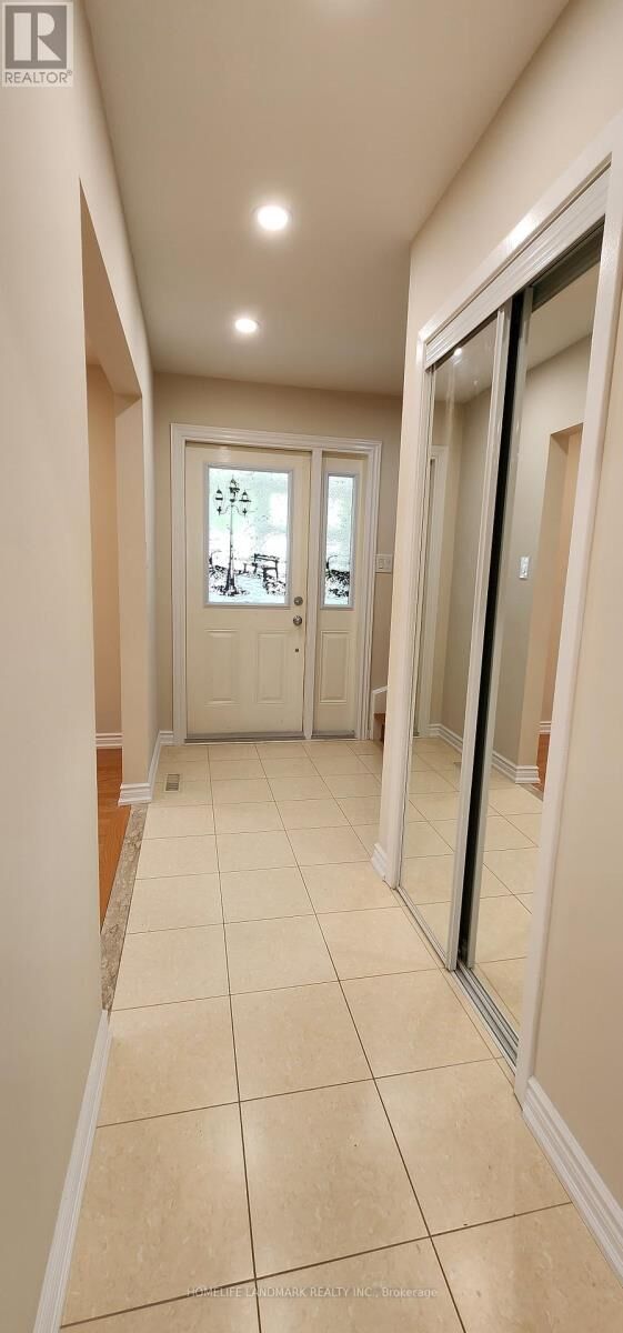 Property Photo:  69 Cherrystone Drive  ON M2H 1S2 