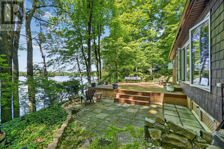 Property Photo:  1010 Firefly Lane  ON K0H 2L0 