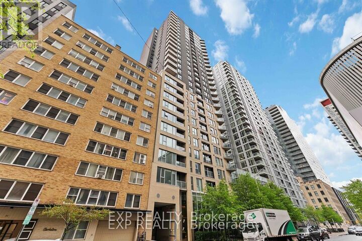 Photo de la propriété: 40 Nepean Street 1607 ON K2P 0X5