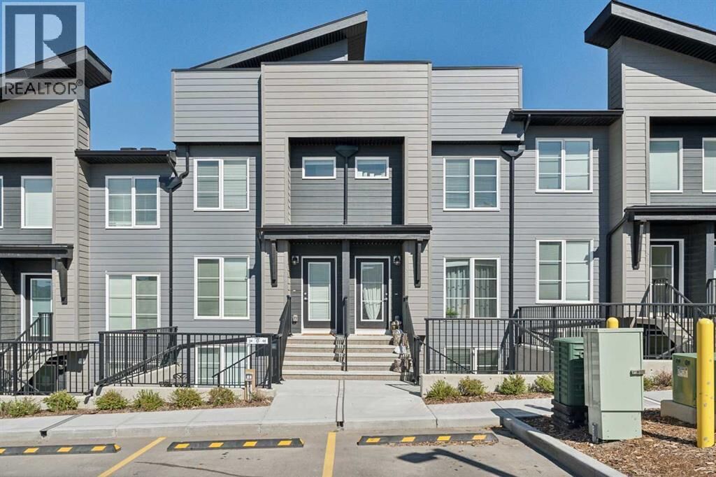 Property Photo:  260 Rowley Way Northwest  AB T3L 0H5 