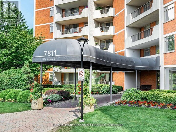 Property Photo: 7811 Yonge Street 508 ON L3T 4S3