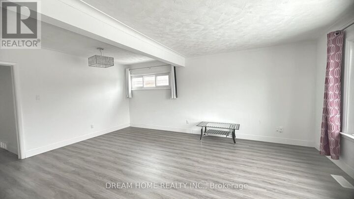 Property Photo: 83 Cornwallis Drive Main ON M1P 1H6