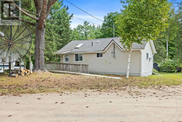 Property Photo:  39 Hobo Lane  ON K0L 1C0 