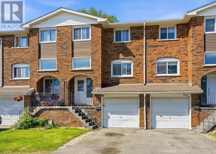 105 Main Street West 38 — photo 1