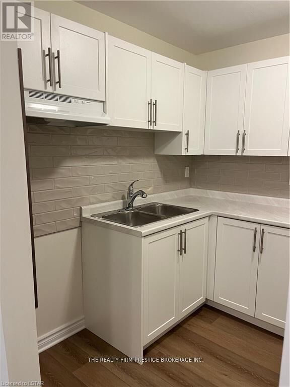 Property Photo: 583 Mornington Avenue 211 ON N5Y 3E9