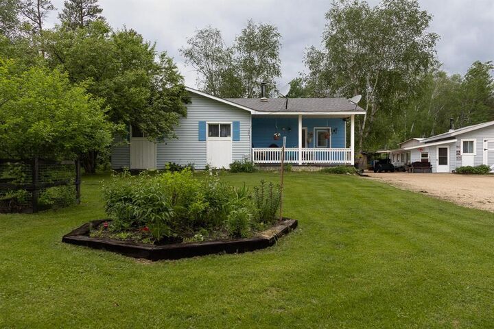 Property Photo: 55 Mondor Road MB R5L 0L4