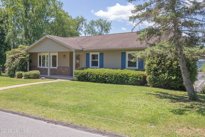 Property Photo: 505 Lincoln Street PA 17857