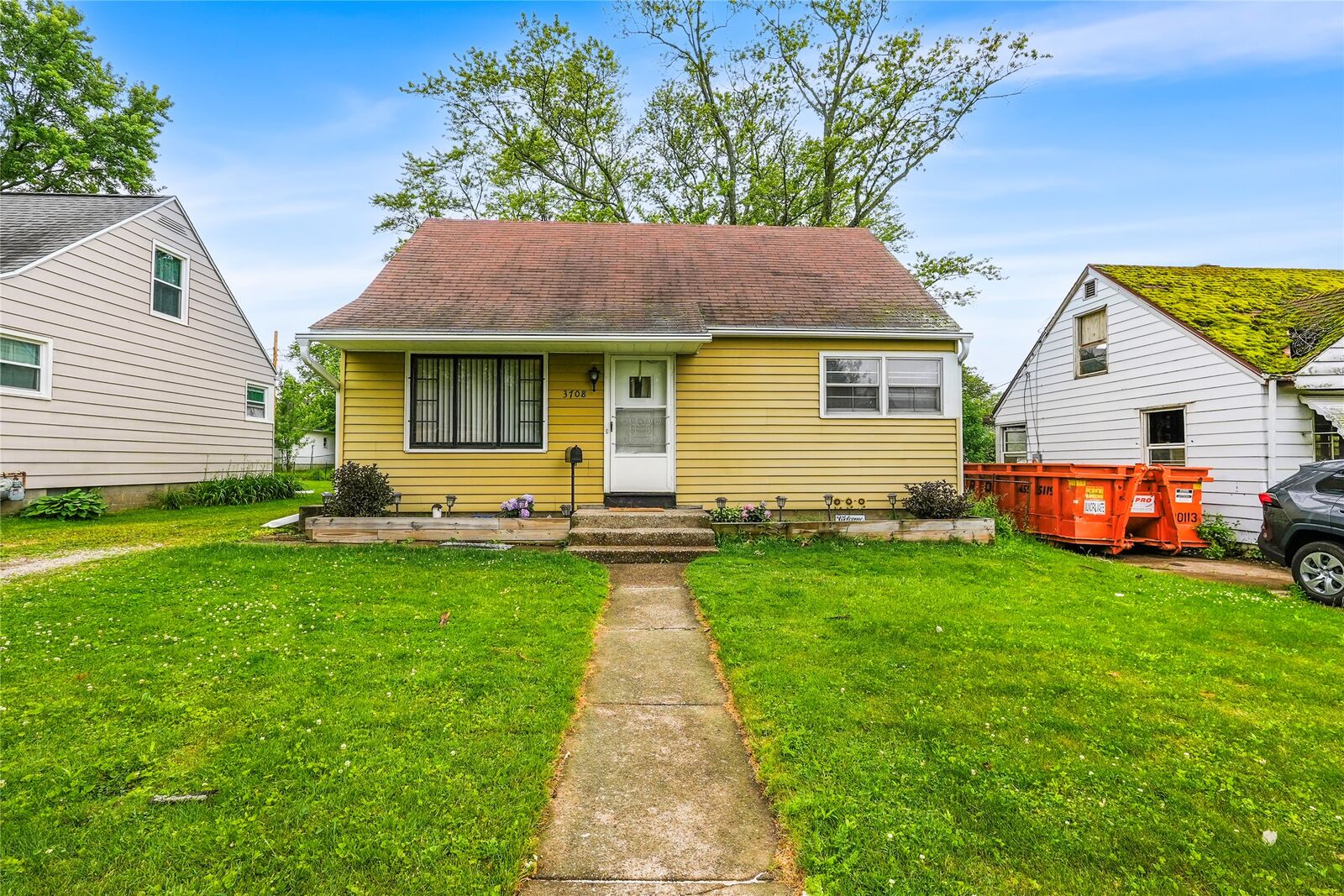 Property Photo: 3708 Oakwood Street PA 16508