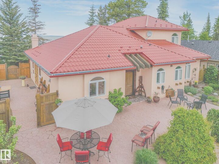Property Photo: 511 1 Avenue AB T0C 2V0