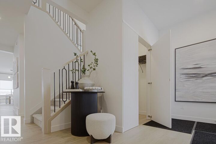 Property Photo: 4566 Chegwin Wynd SW AB T6W 5X3