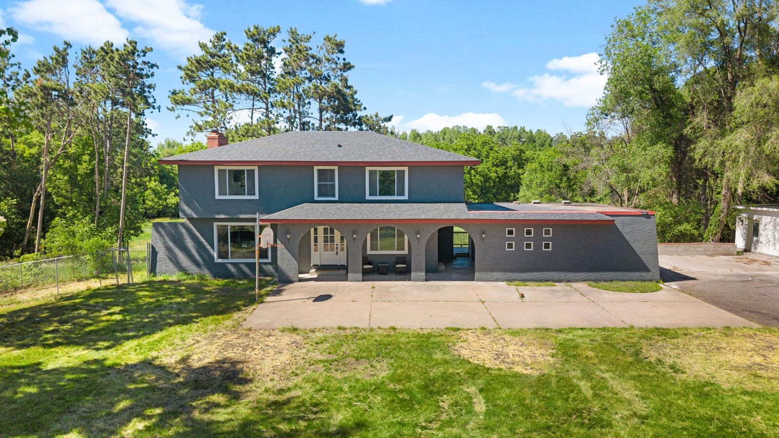 Property Photo: 2663 S Coon Creek Drive MN 55304