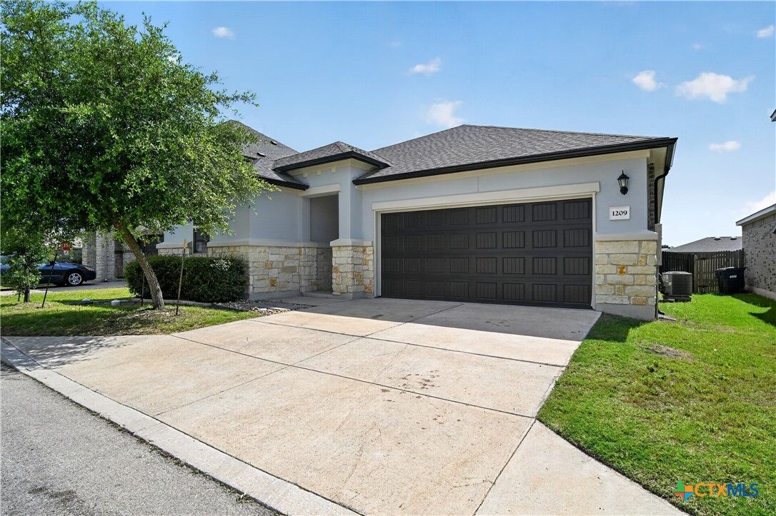Property Photo:  1209 Natchez Trail 99  TX 78641 