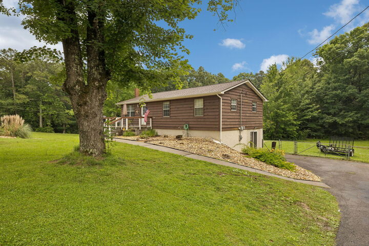 Property Photo: 370 Homestead Circle NE TN 37323