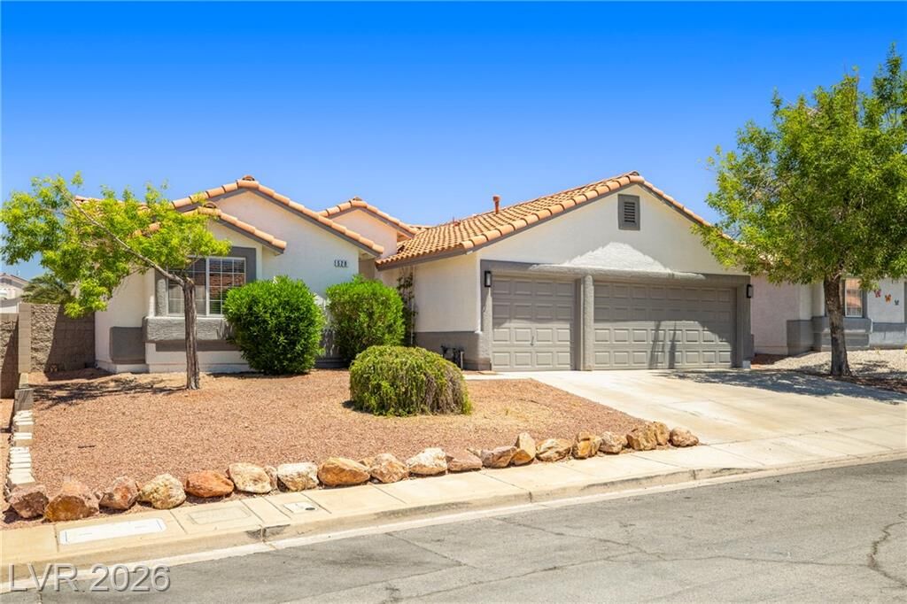Property Photo: 528 Don Tomas Court NV 89015