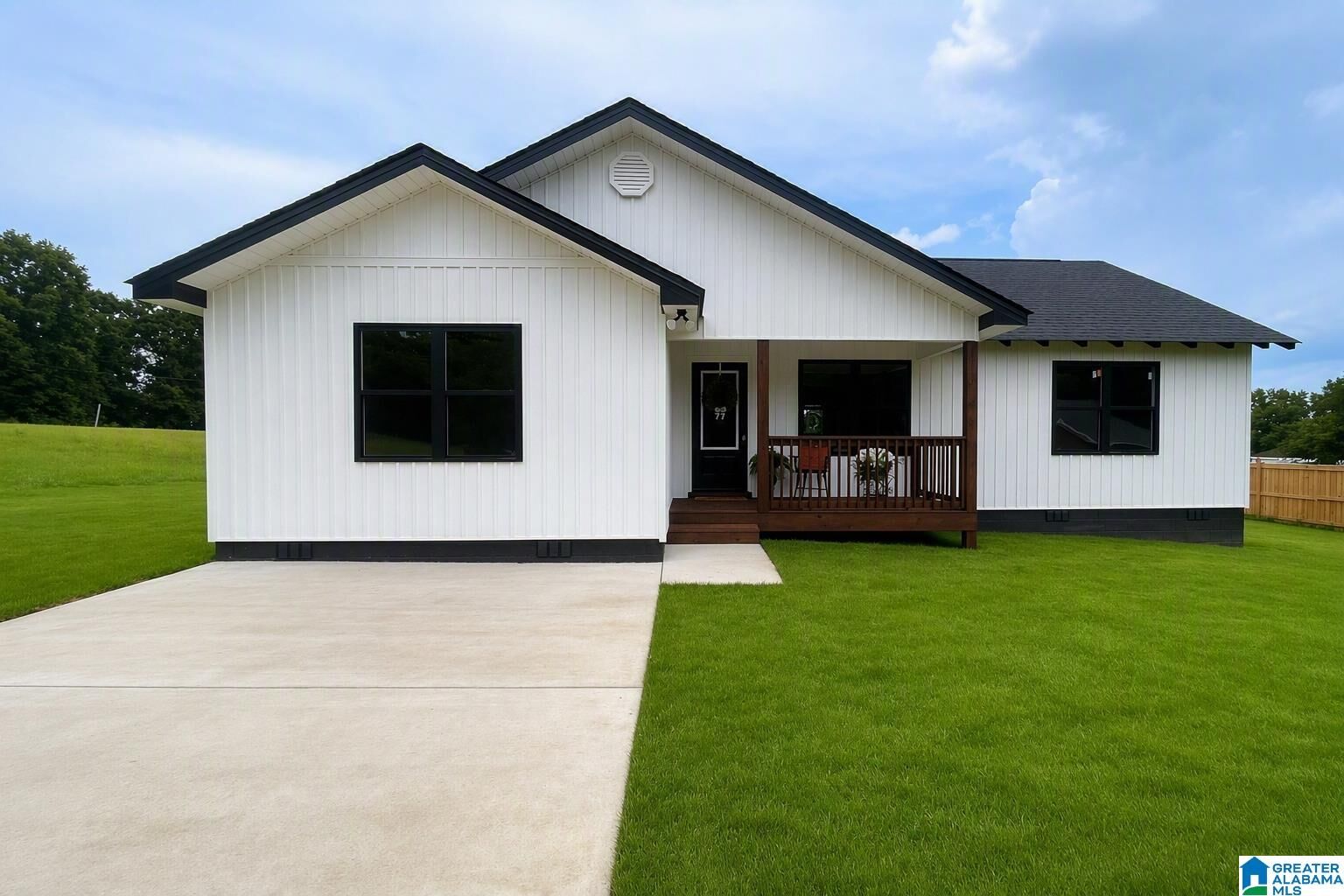 Property Photo: 160 County Road 951 AL 35045
