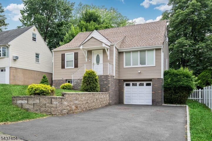 Property Photo: 16 Highview Dr NJ 07424