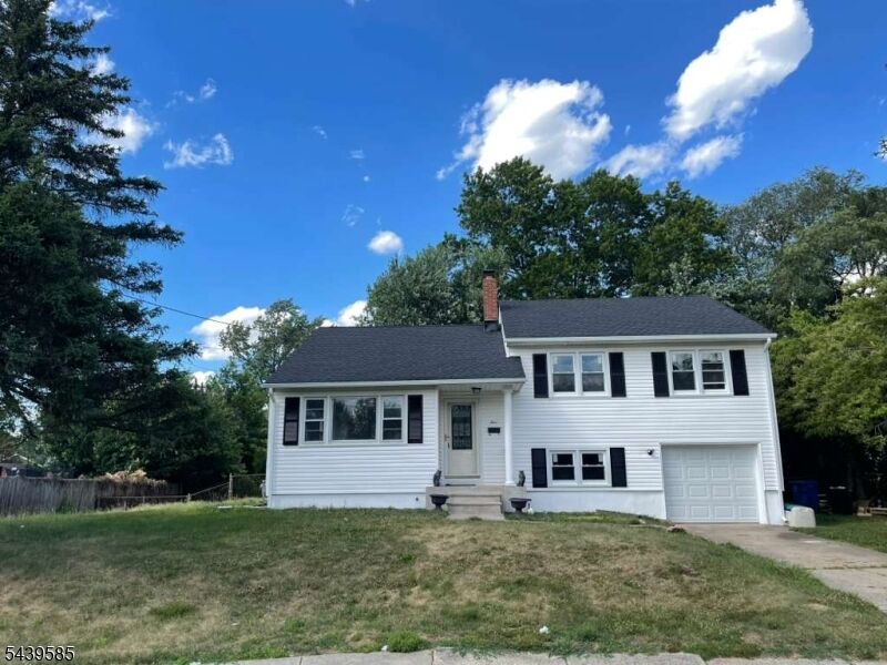 Property Photo:  4 Kelly Ct  NJ 08060 