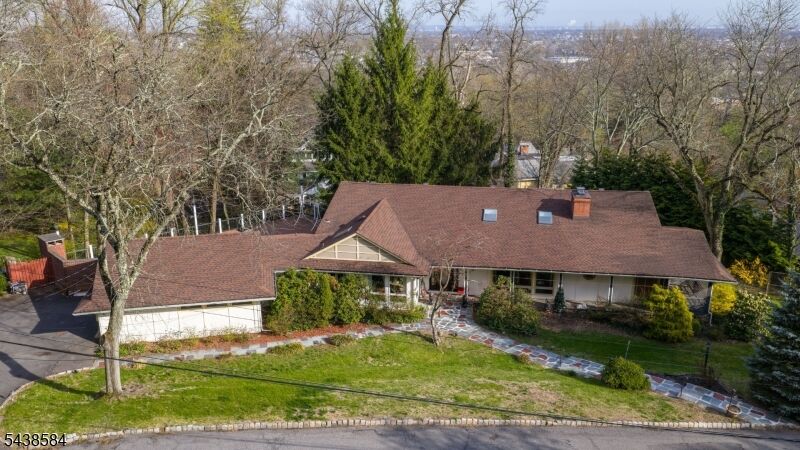 Property Photo: 29 Farview Rd NJ 07041
