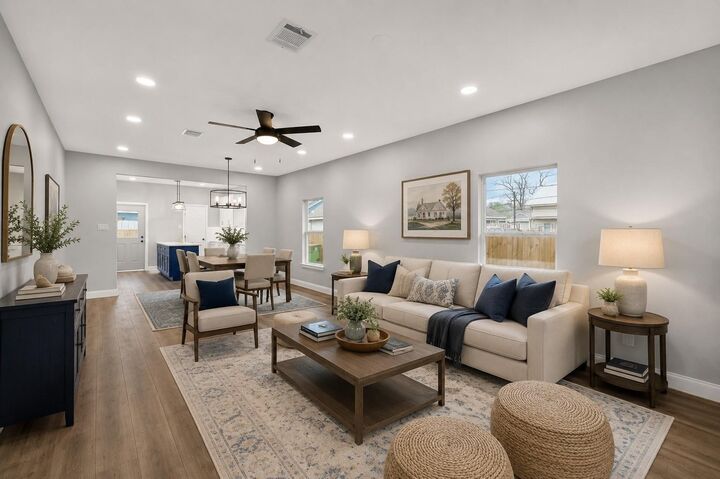 Property Photo:  5604 Sherman Street  TX 77011 