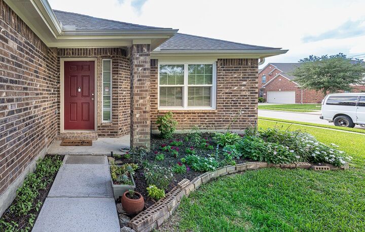 Property Photo:  22715 Imperial Ivy Court  TX 77373 
