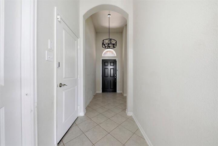 Property Photo: 8803 Willet Street TX 77521