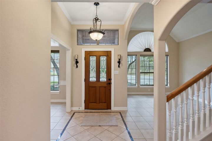 Property Photo:  901 Longmire Road 28  TX 77304 