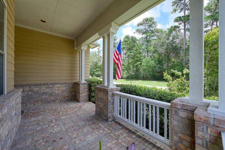 Property Photo:  74 W Tapestry Park Circle  TX 77381 