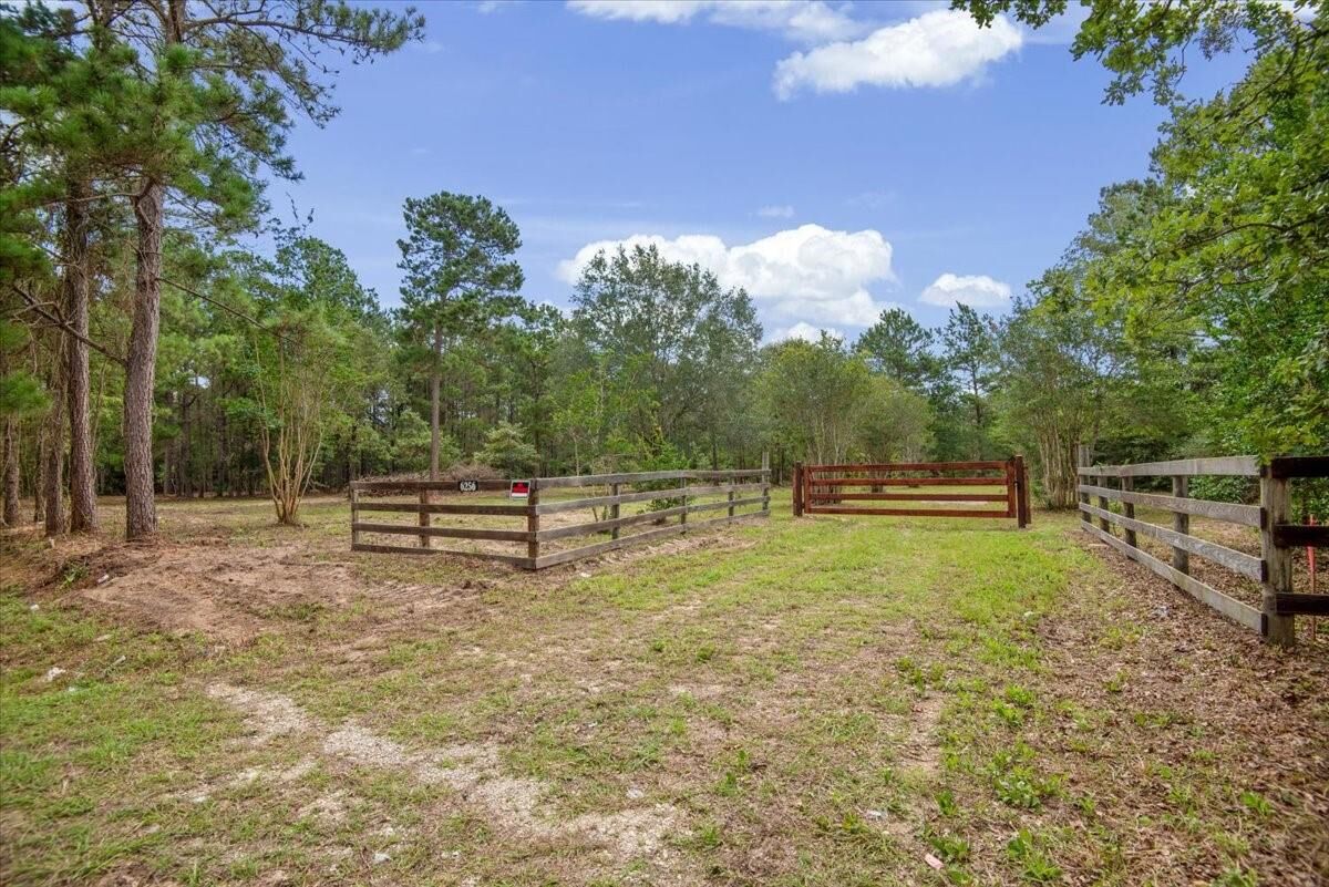 Property Photo:  Tbd Lot 5 County Road 302  TX 77363 