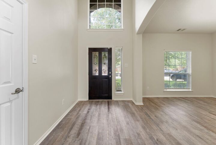 Property Photo: 17815 Misty Pond Court TX 77429
