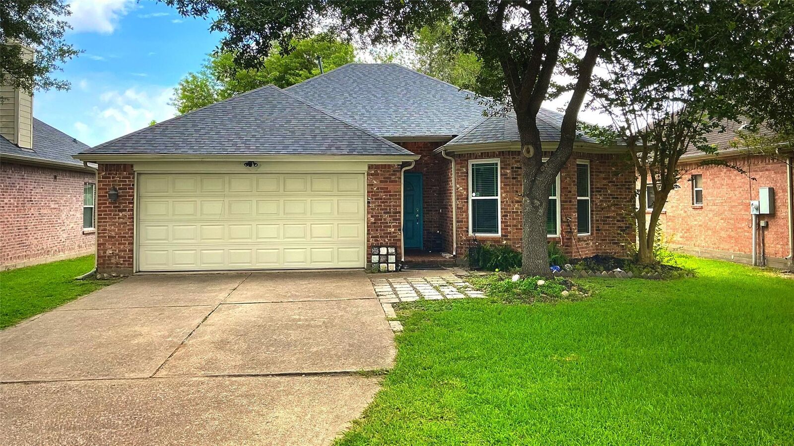 Property Photo: 3727 Nichols Avenue TX 77539