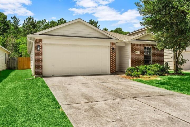 Property Photo: 4527 Nueces River Loop TX 77386