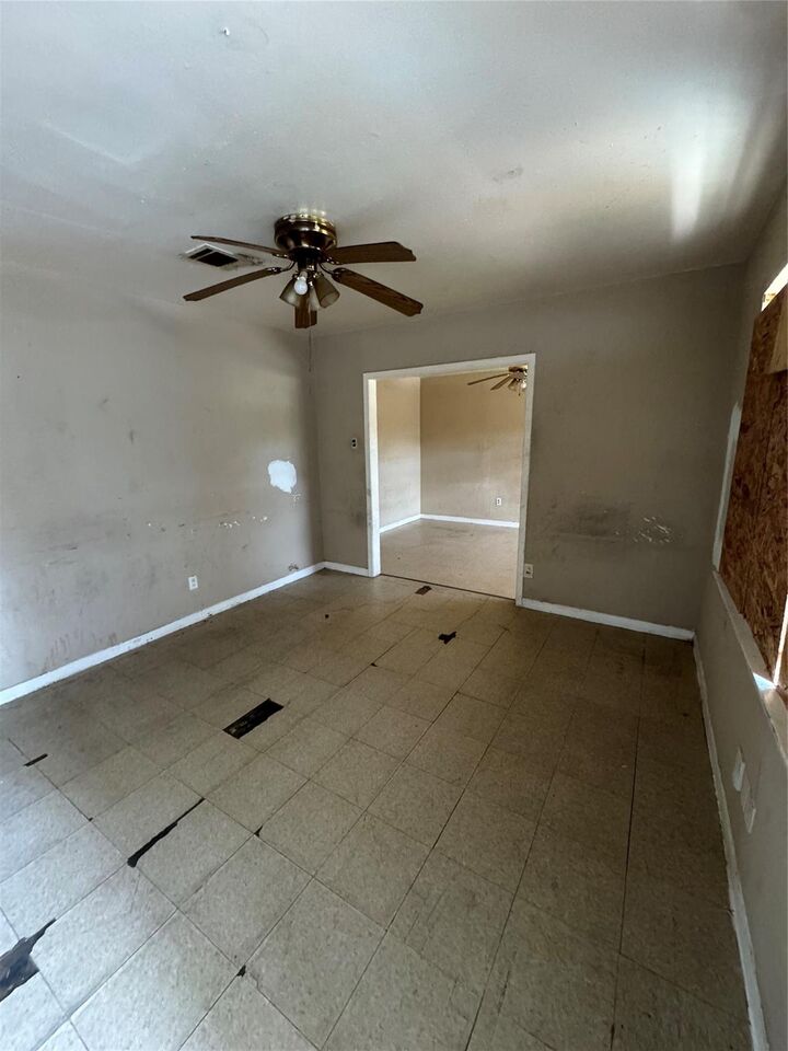Property Photo: 7625 Pointer Street TX 77016