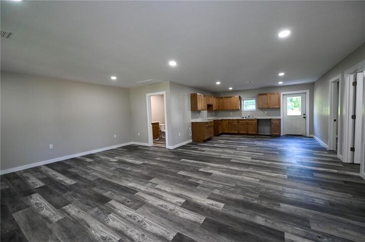 Property Photo:  524 E Allison Street  MO 64772 