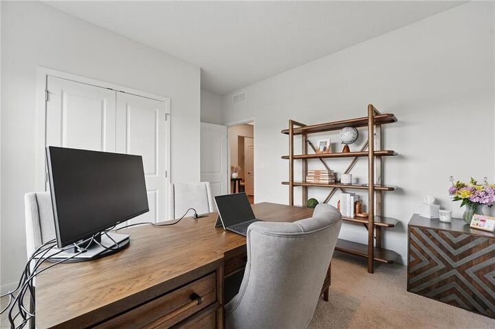 Property Photo: 2109 Creek View Lane MO 64083
