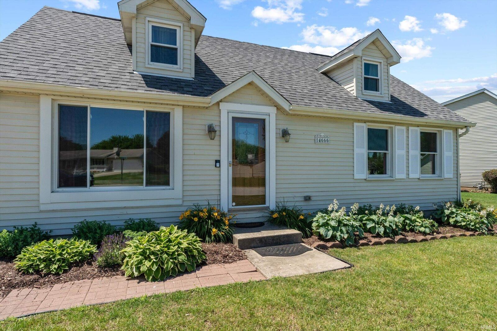 Property Photo: 14666 Mill Valley Lane IN 46530-8605
