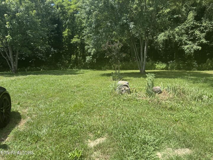 Property Photo:  1550 Broadway Drive  TN 37708 