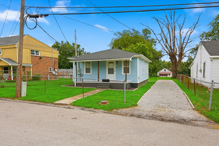 Property Photo:  106 Lassiter Drive  KY 40475 