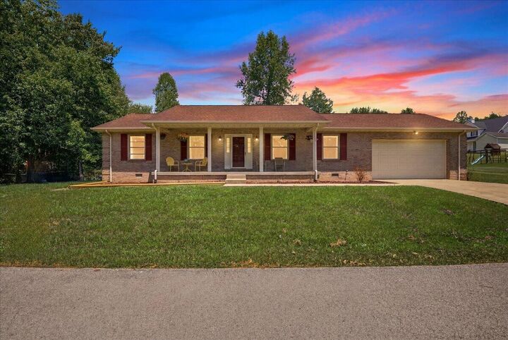 Property Photo:  220 Sandy Hills Lane  KY 40701 